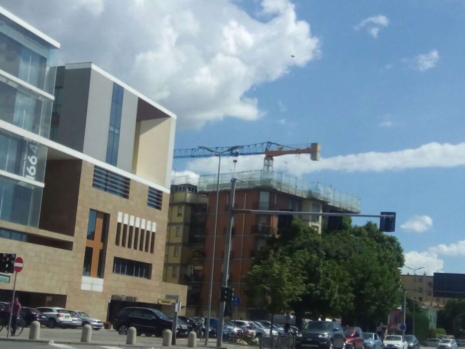 Montaggio Gru a Mantova 31/05/2016 | Macchedil Online Store