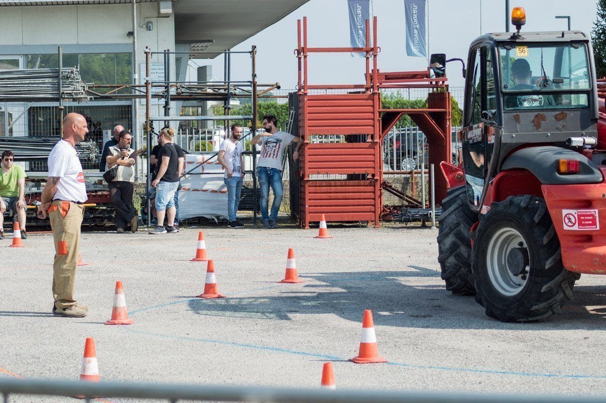 Corso Carrelli Telescopici e Frontali a Mantova | Macchedil Online Store