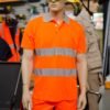 Polo alta visibilità in tessuto tecnico – Sicurezza in Cantiere
