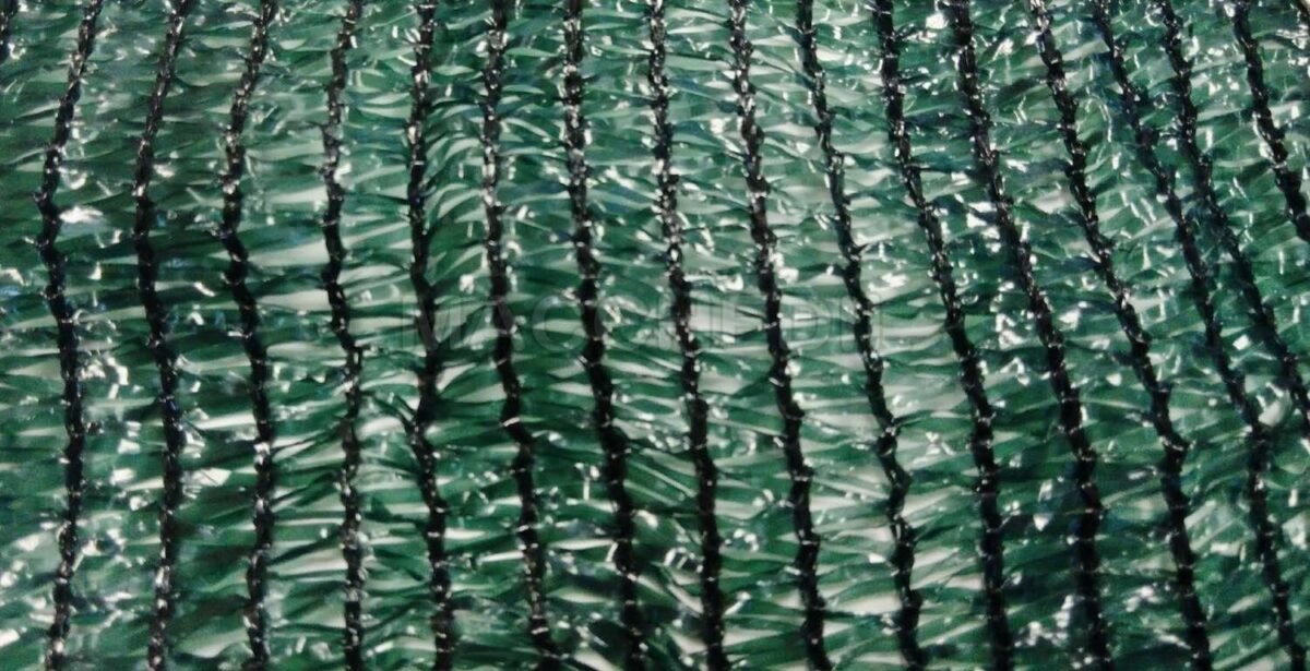 Rete verde di delimitazione frangivista e ombreggiante