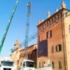 Gru a rotazione alta – a noleggio – Noleggio Macchine Edili