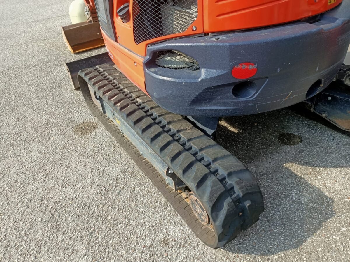 Escavatore Kubota U35 usato -anno 2012 - immagine 3