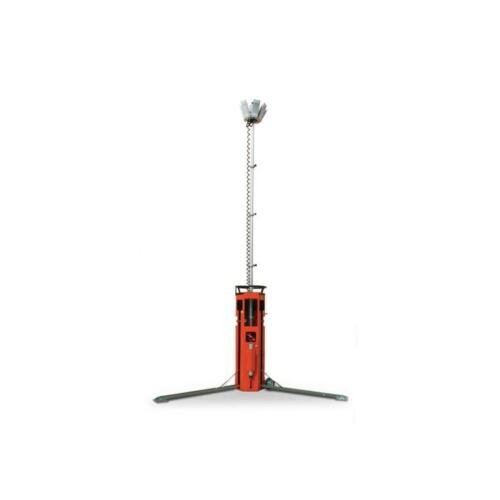 Torre faro portatile 6 fari da 50 W cad. - altezza 4,5 m